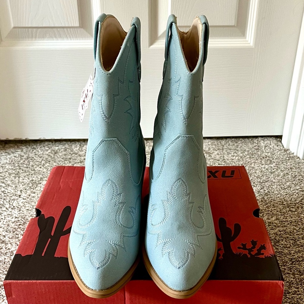 Baby Blue Western Boots